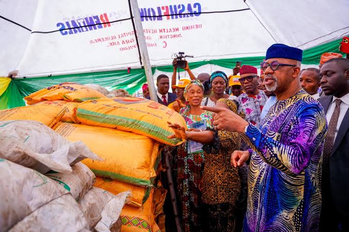 Ogun Distributes Tractors, Farm Inputs and 1,200 Android Phones to Boost Food Security