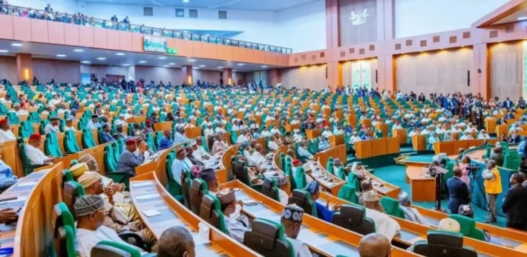 Reps Propose Commission to Oversee Federal Government Assets